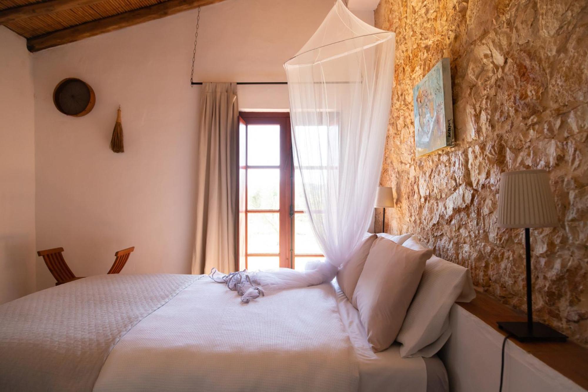 Casas Na Vinha - Monte Da Casteleja, Wine Estate - Eco Turismo Rural Lagos Exterior photo